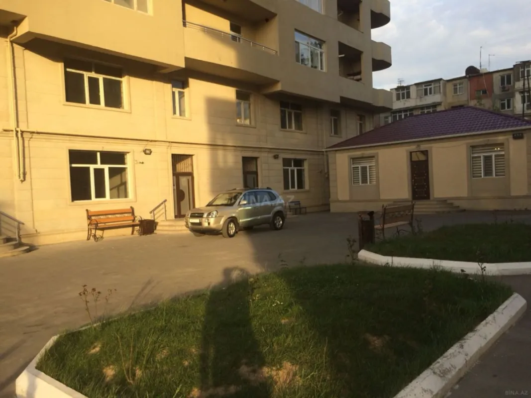 Kirayə verilir 3 otaqlı mənzil 112 m²
