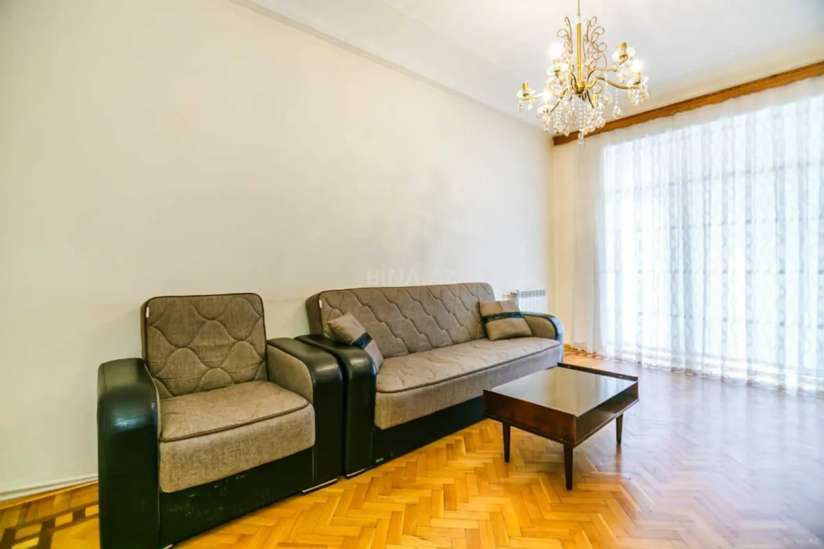 Satılır 3 otaqlı mənzil 60 m²