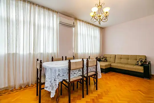 Satılır 3 otaqlı mənzil 60 m² — Bakı, Nizami 3 otaq 60.00 m²