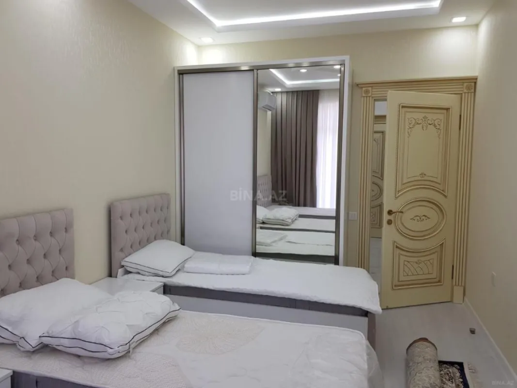 Satılır 3 otaqlı mənzil 150 m²