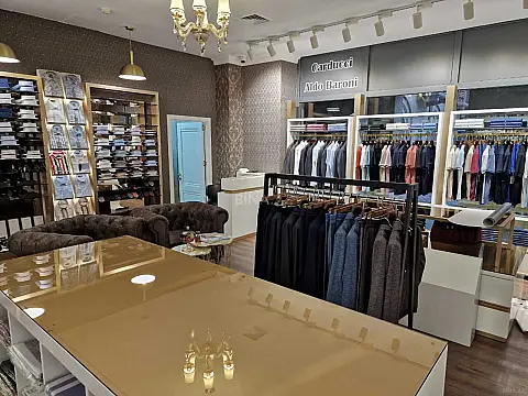 Satılır obyekt 145 m²