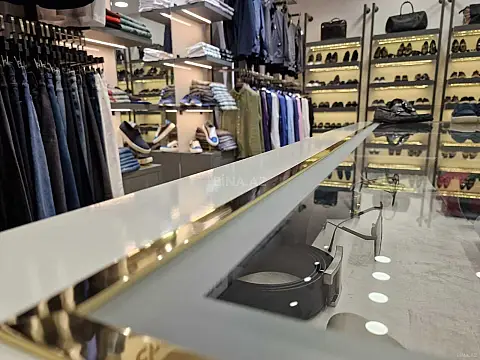 Satılır obyekt 145 m²