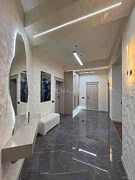 Satılır 2 otaqlı mənzil 96 m²
