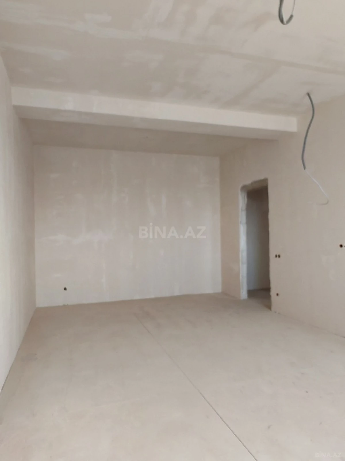 Satılır 2 otaqlı mənzil 78 m²