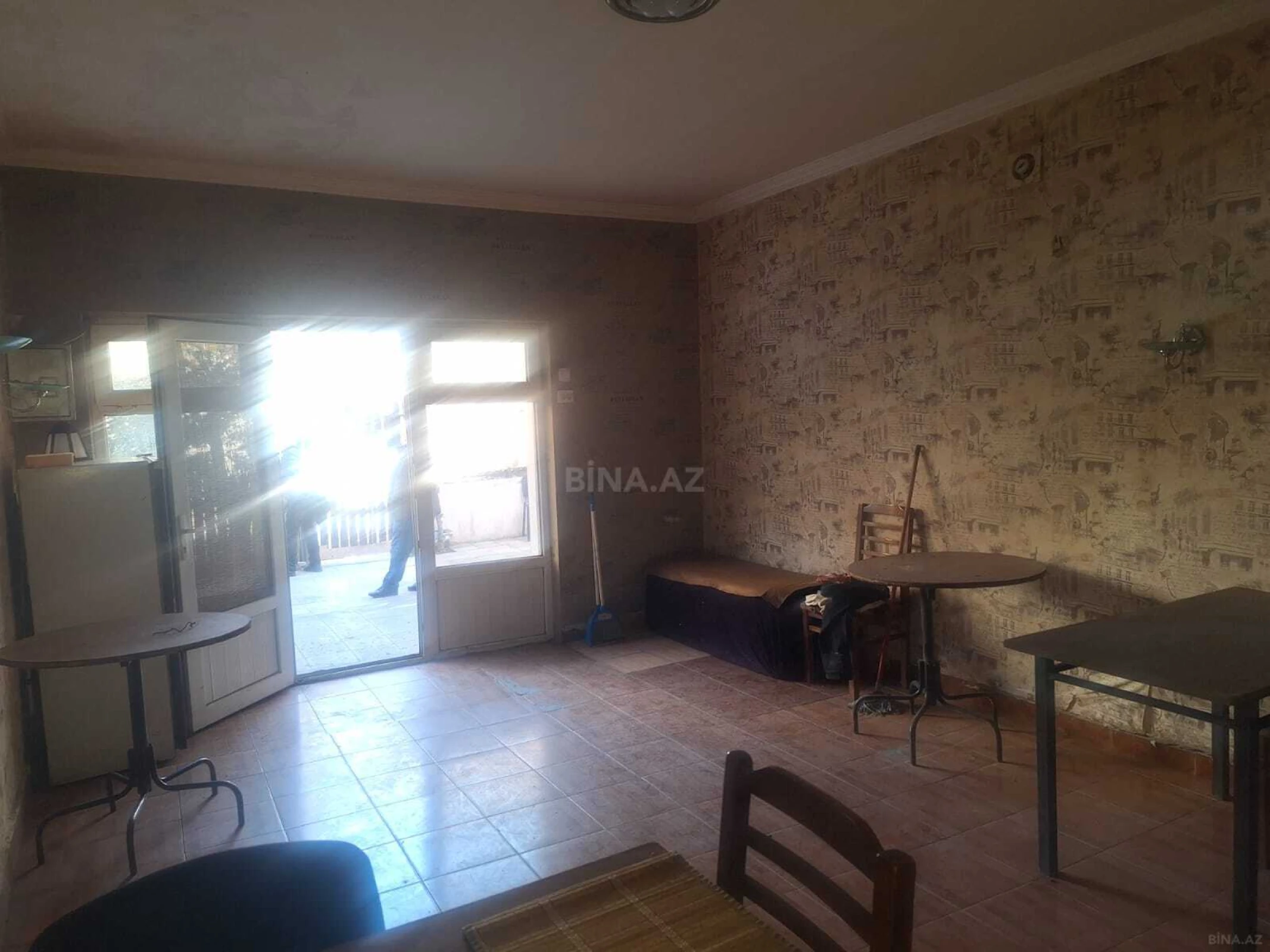 Satılır qaraj 45 m²