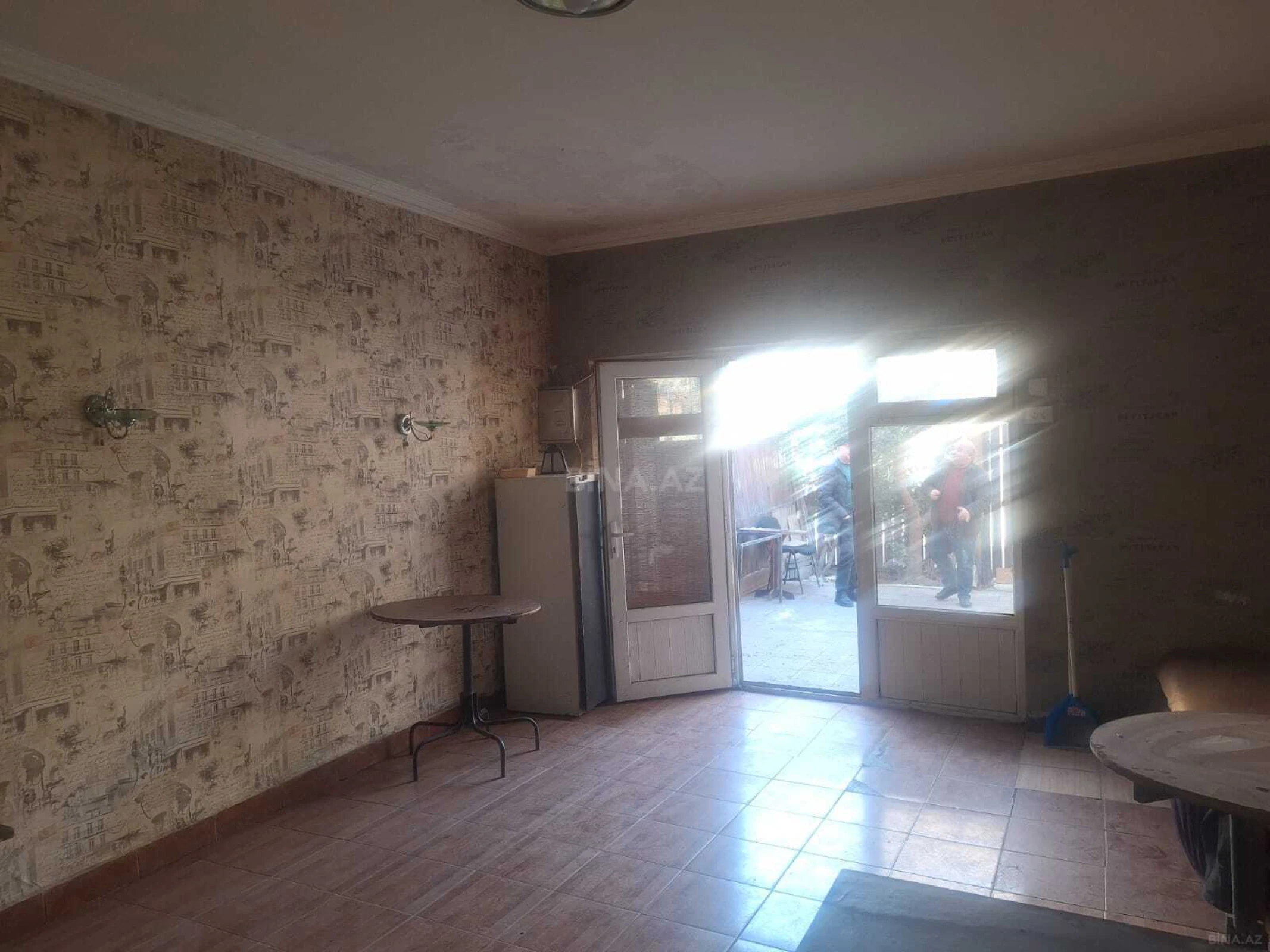 Satılır qaraj 45 m²