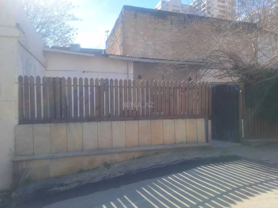 Satılır qaraj 45 m²