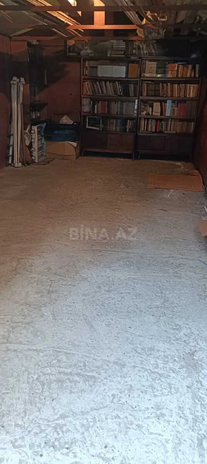 Satılır qaraj 18 m²