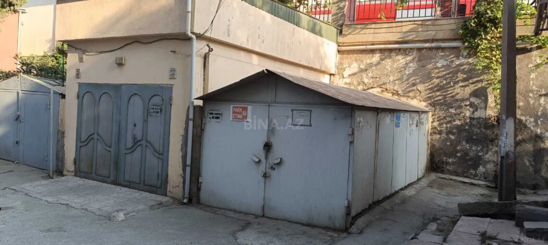 Satılır qaraj 18 m²