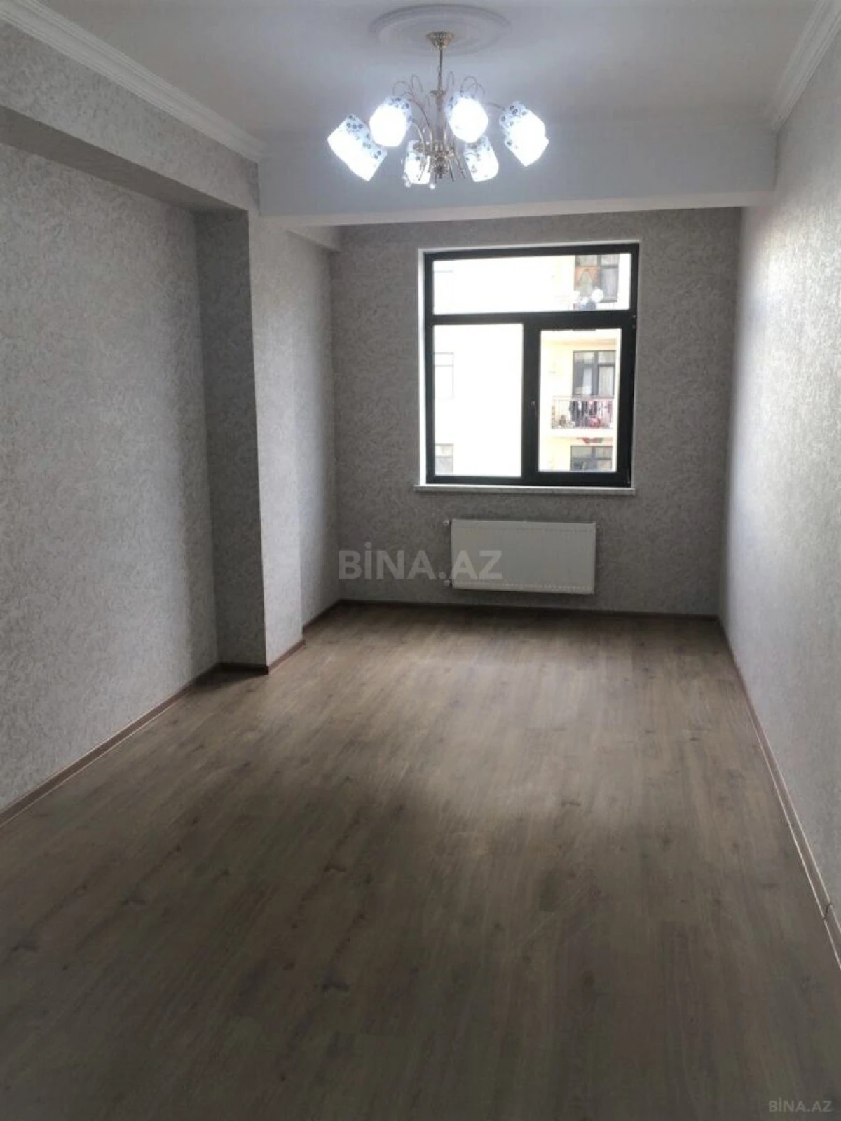 Satılır 4 otaqlı mənzil 94 m²
