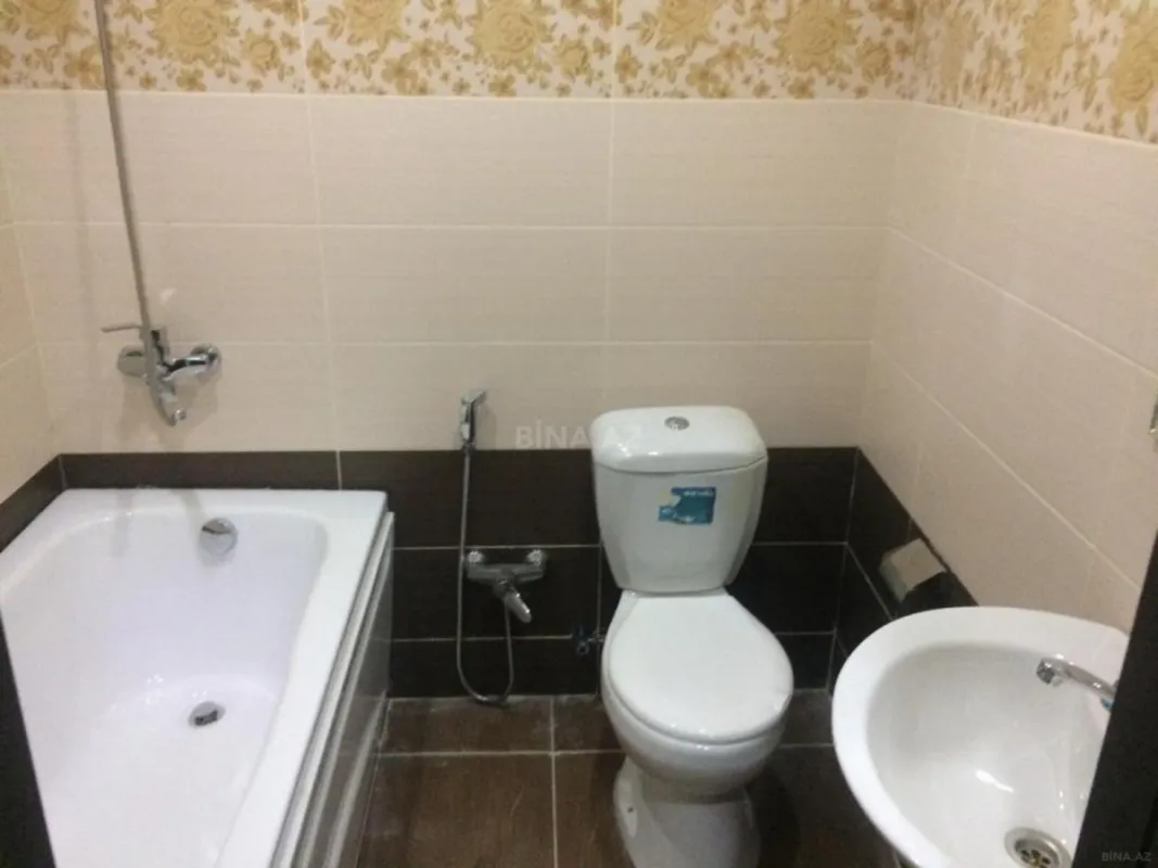 Satılır 4 otaqlı mənzil 94 m²