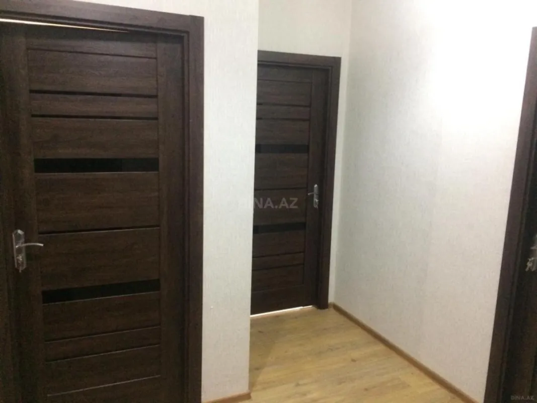 Satılır 4 otaqlı mənzil 94 m²