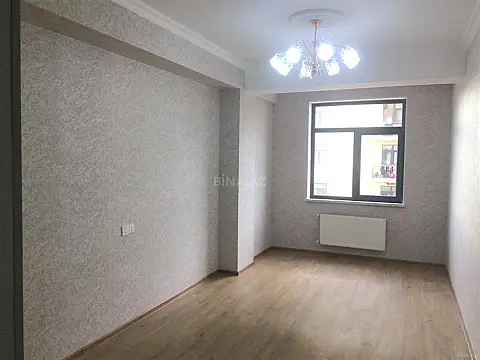Satılır 4 otaqlı mənzil 94 m²