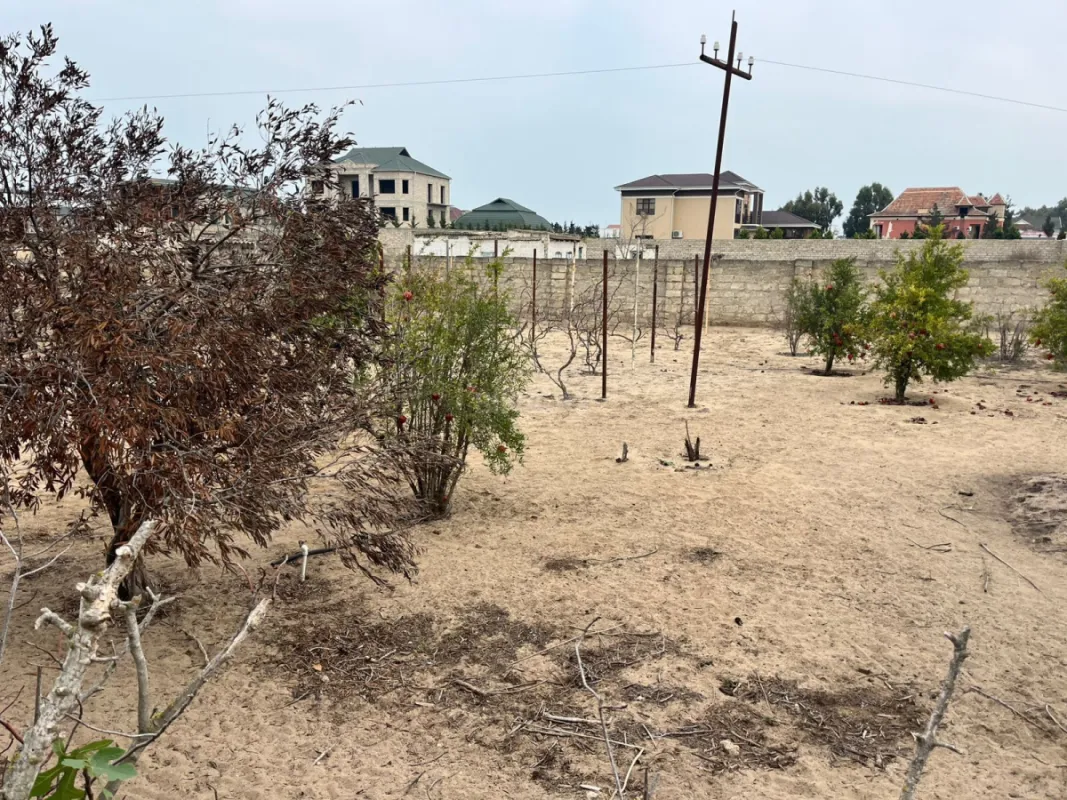 Satılır torpaq sahəsi 10 m²