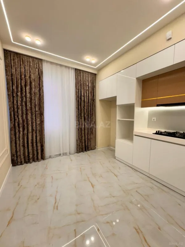 Satılır 2 otaqlı mənzil 75 m²