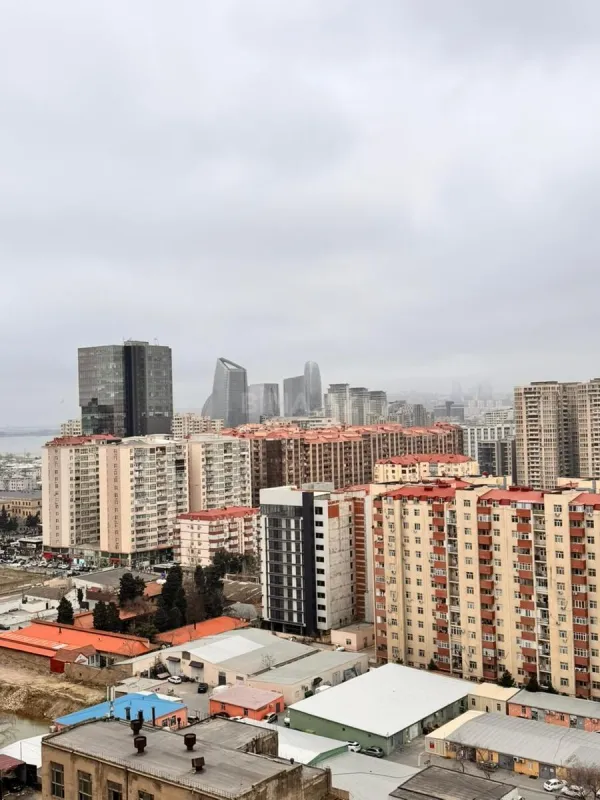 Satılır 2 otaqlı mənzil 75 m²