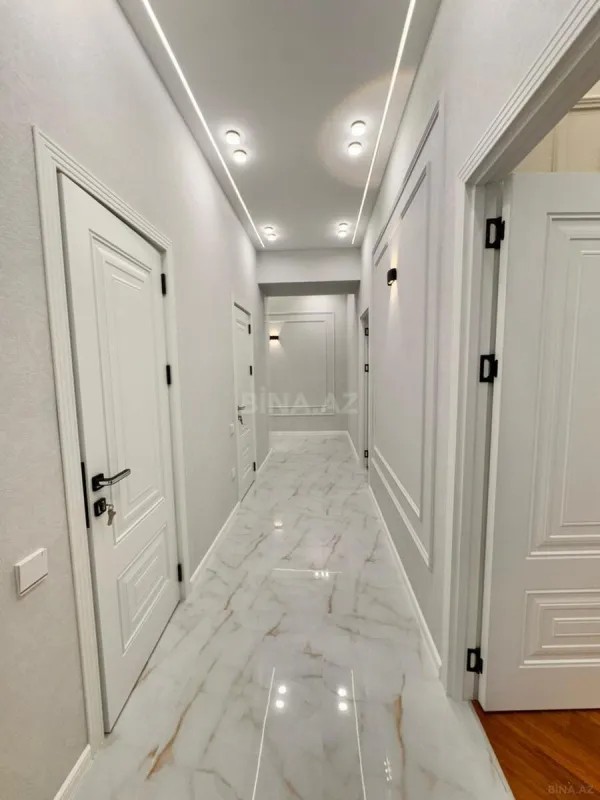 Satılır 2 otaqlı mənzil 75 m²