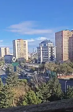 Satılır 4 otaqlı mənzil 180 m²