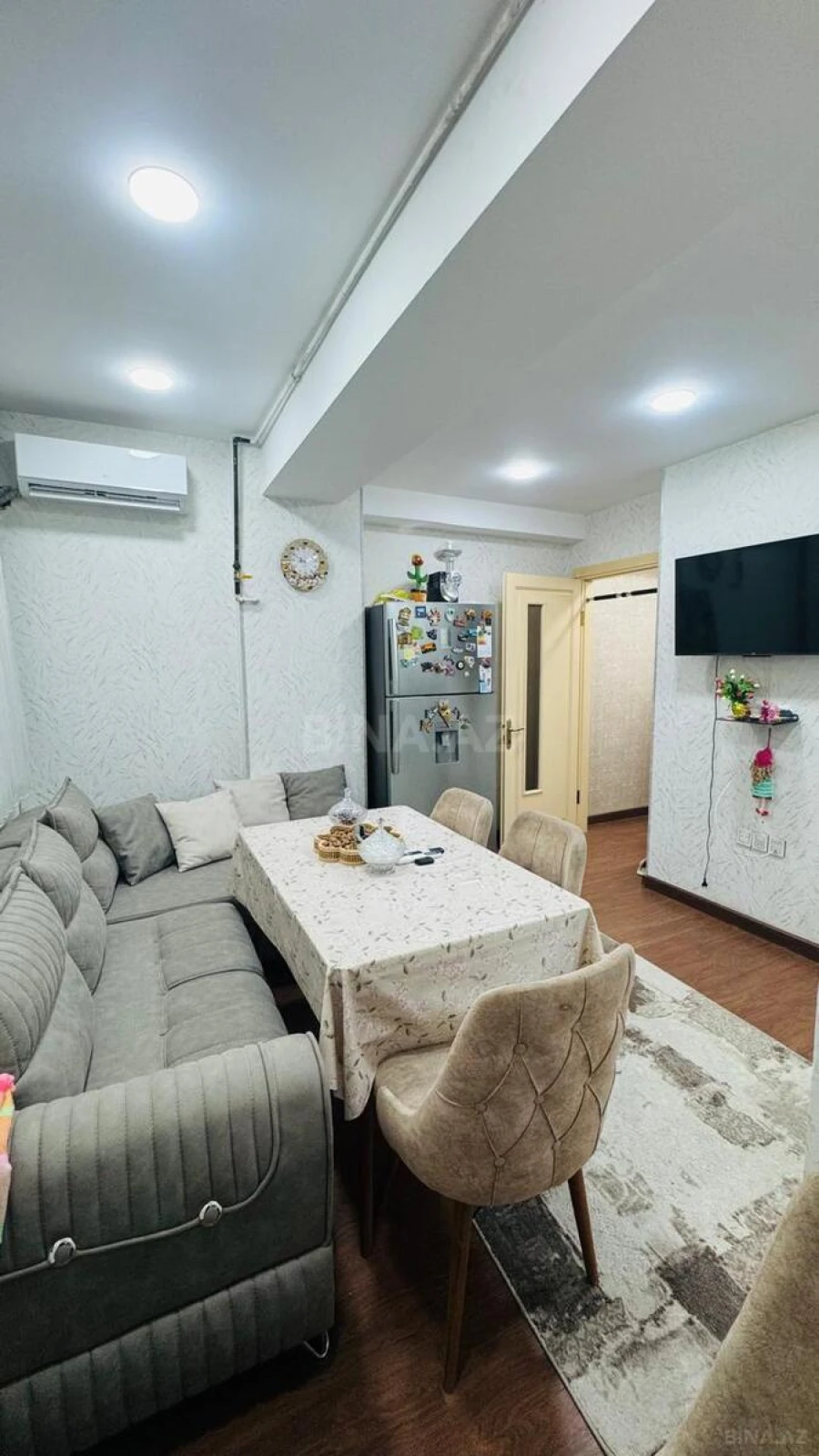 Satılır 3 otaqlı mənzil 120 m²