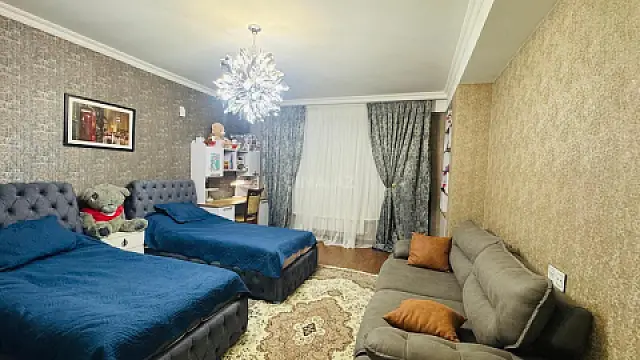 Satılır 3 otaqlı mənzil 120 m²