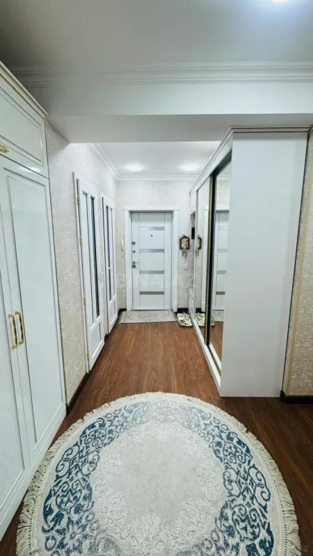 Satılır 3 otaqlı mənzil 120 m²
