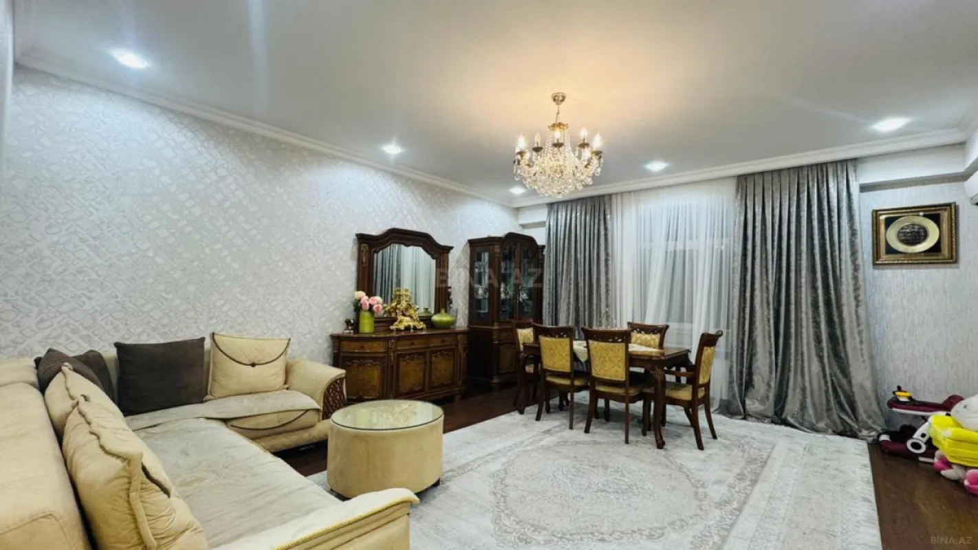 Satılır 3 otaqlı mənzil 120 m²