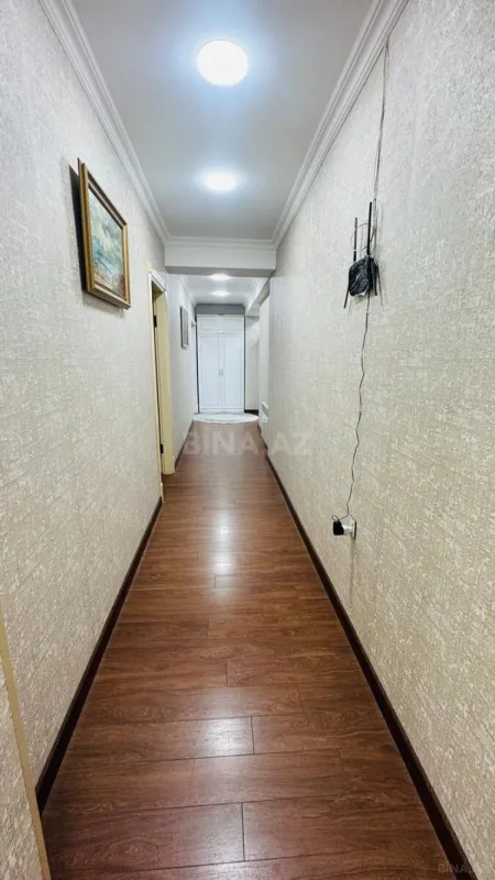 Satılır 3 otaqlı mənzil 120 m²