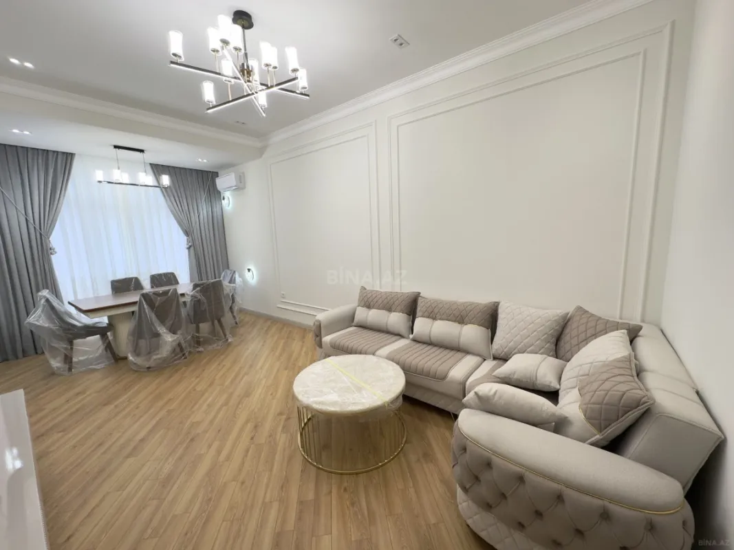 Kirayə verilir 2 otaqlı mənzil 110 m²