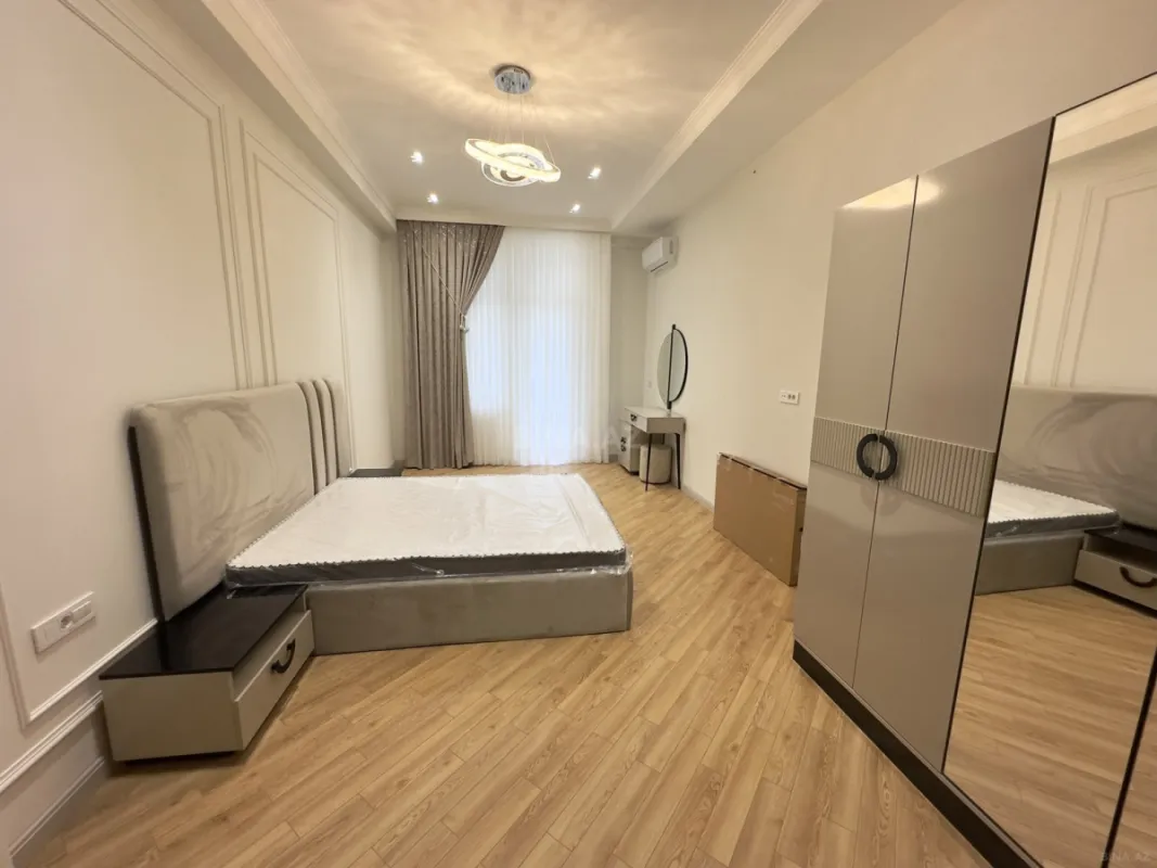 Kirayə verilir 2 otaqlı mənzil 110 m²