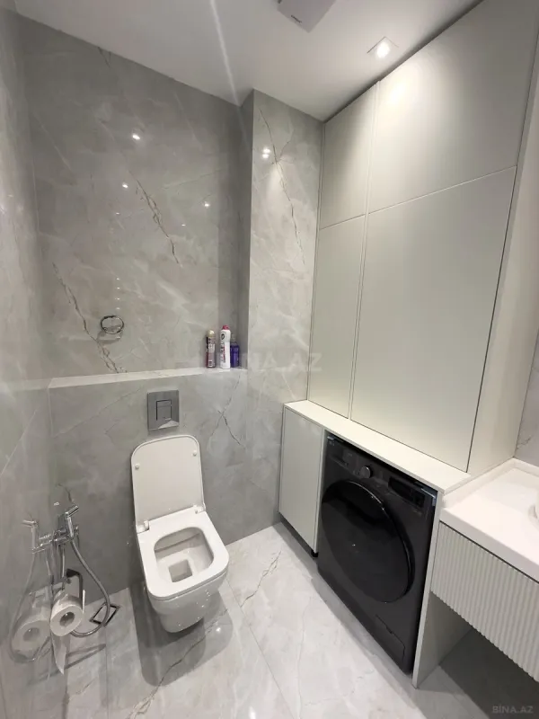 Kirayə verilir 2 otaqlı mənzil 110 m²