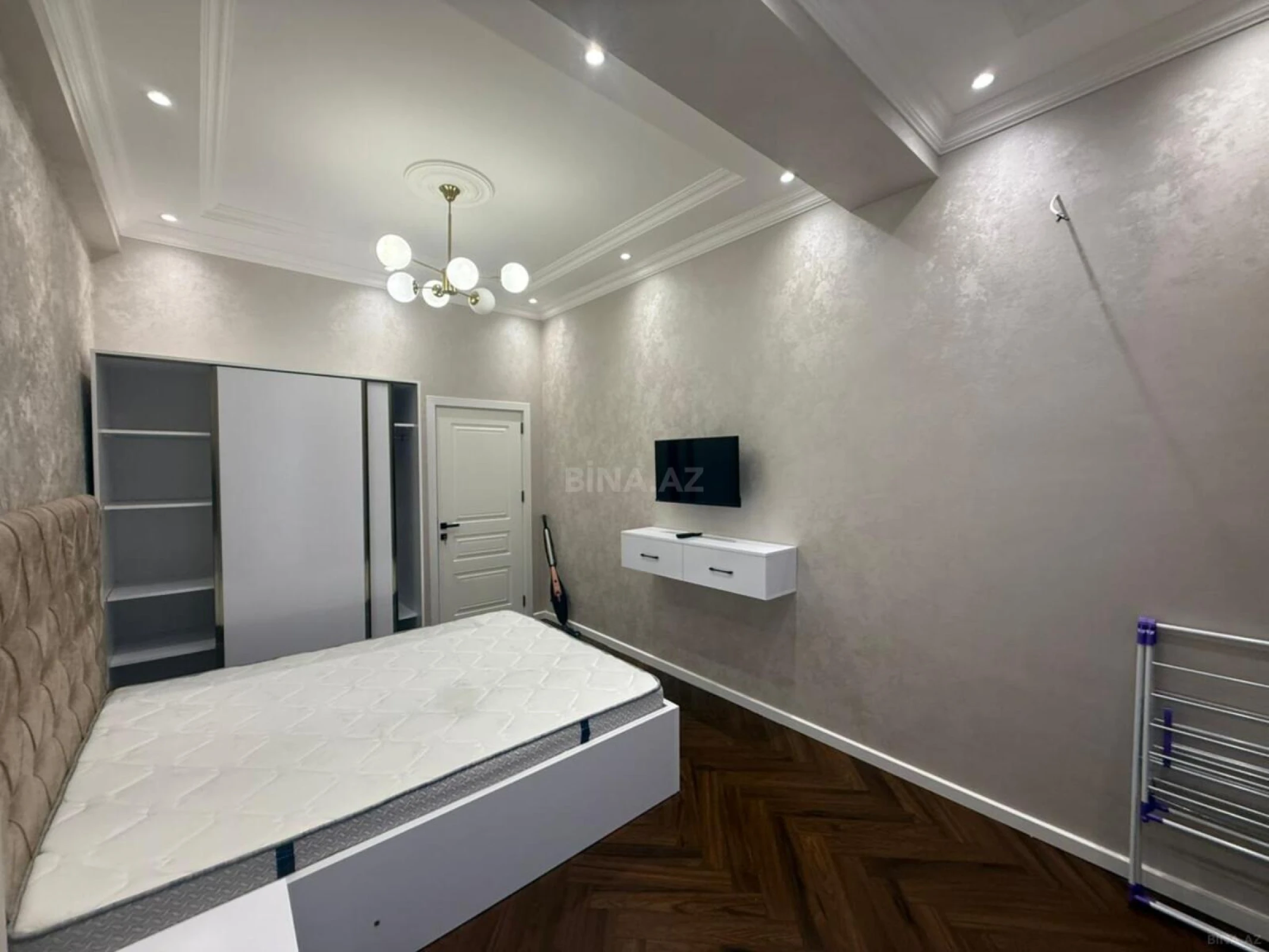 Kirayə verilir 2 otaqlı mənzil 55 m²