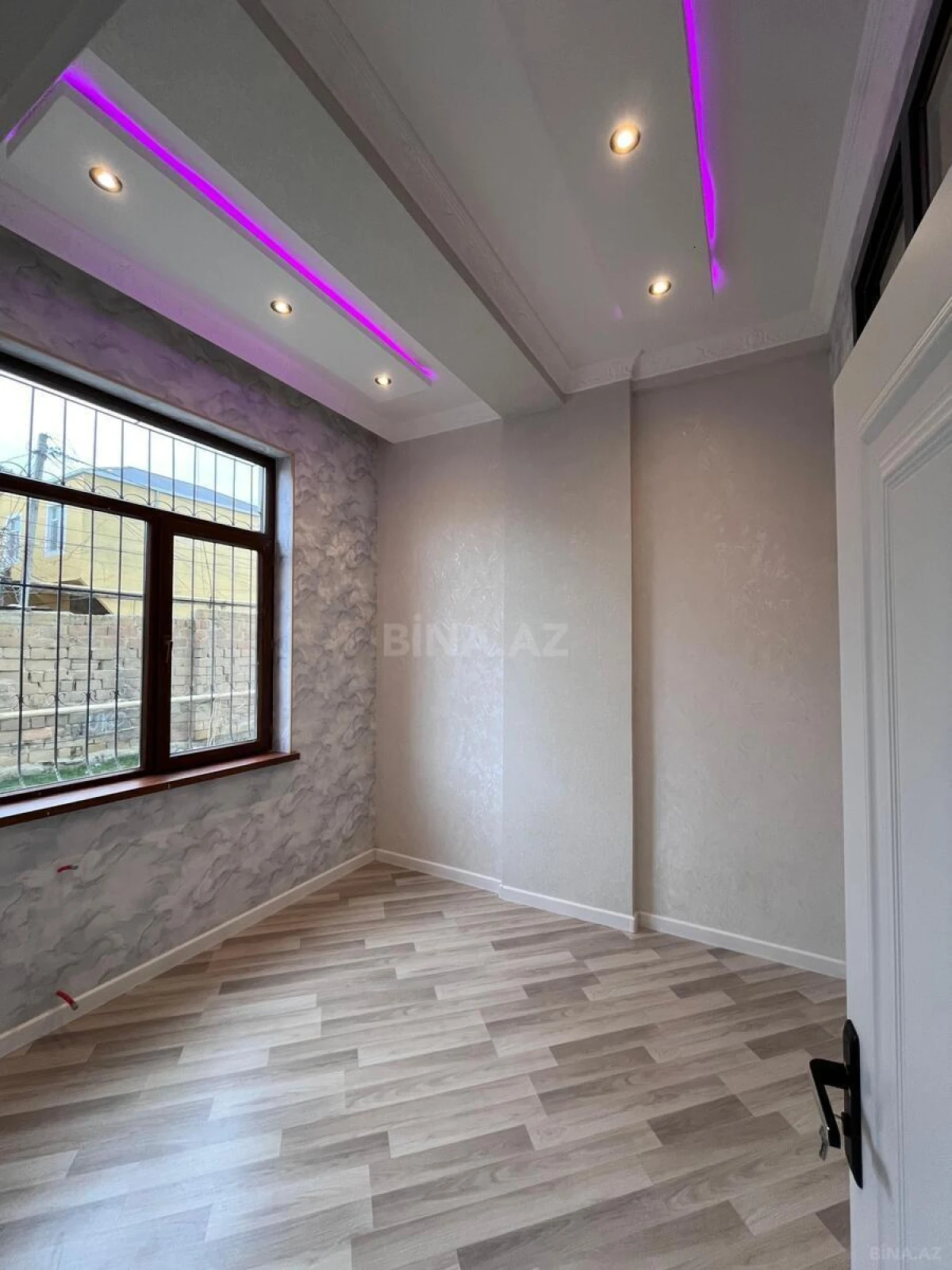 Satılır 3 otaqlı mənzil 66 m²