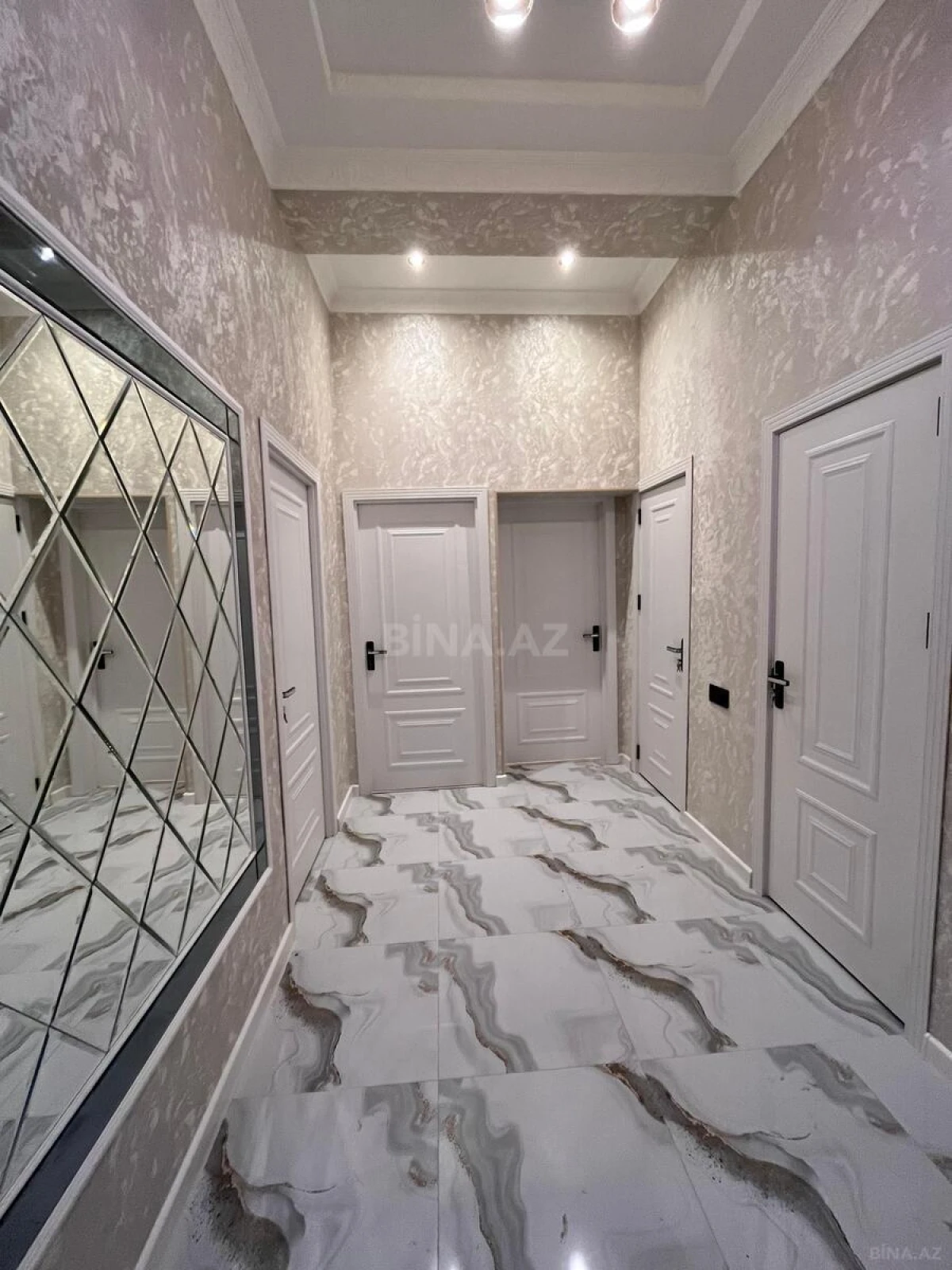 Satılır 3 otaqlı mənzil 66 m²