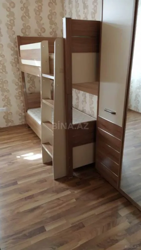 Satılır 3 otaqlı mənzil 98 m²