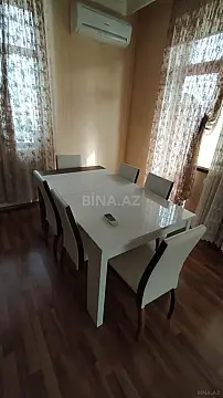 Satılır 3 otaqlı mənzil 98 m²
