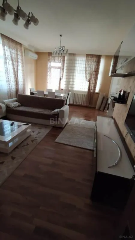 Satılır 3 otaqlı mənzil 98 m²
