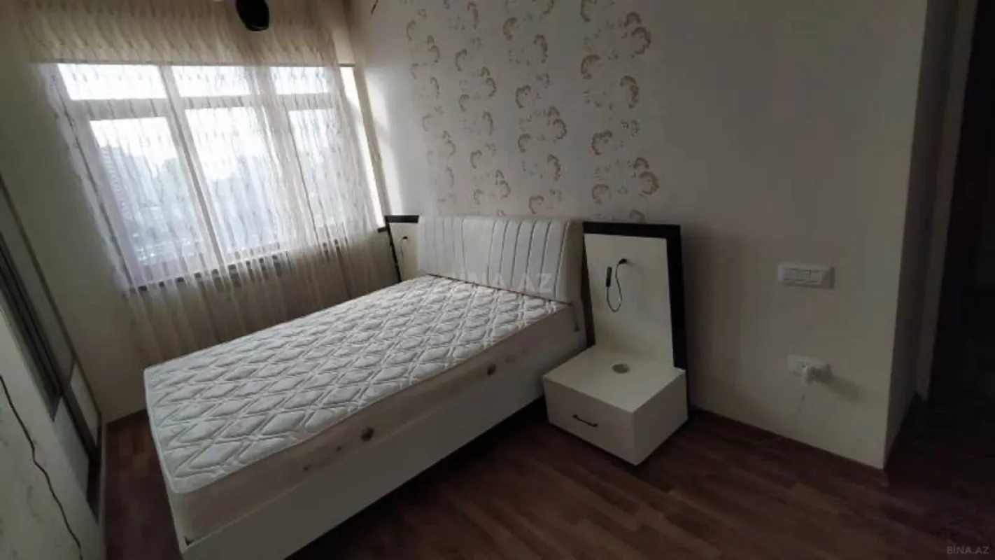 Satılır 3 otaqlı mənzil 98 m²