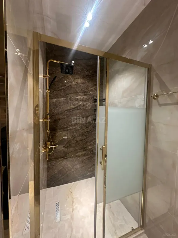 Kirayə verilir 3 otaqlı mənzil 120 m²