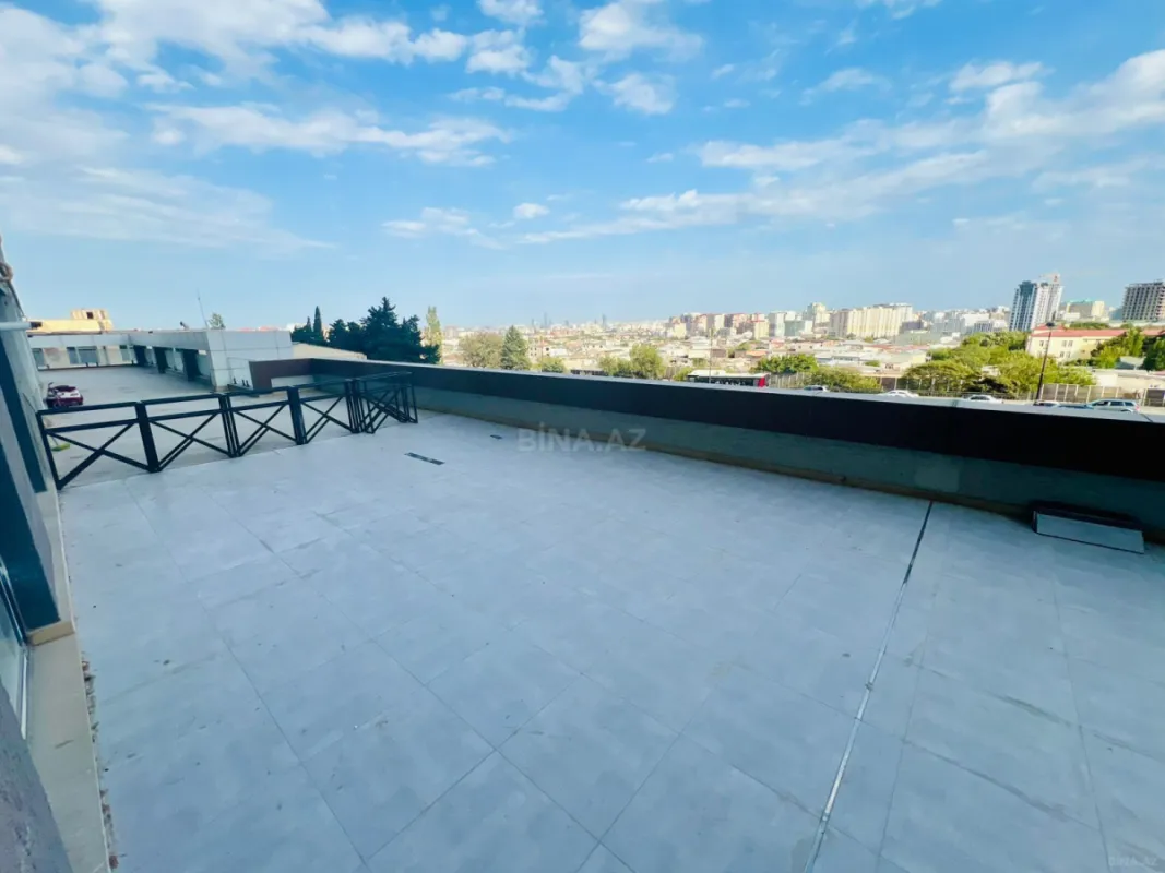 Satılır 4 otaqlı mənzil 275 m²
