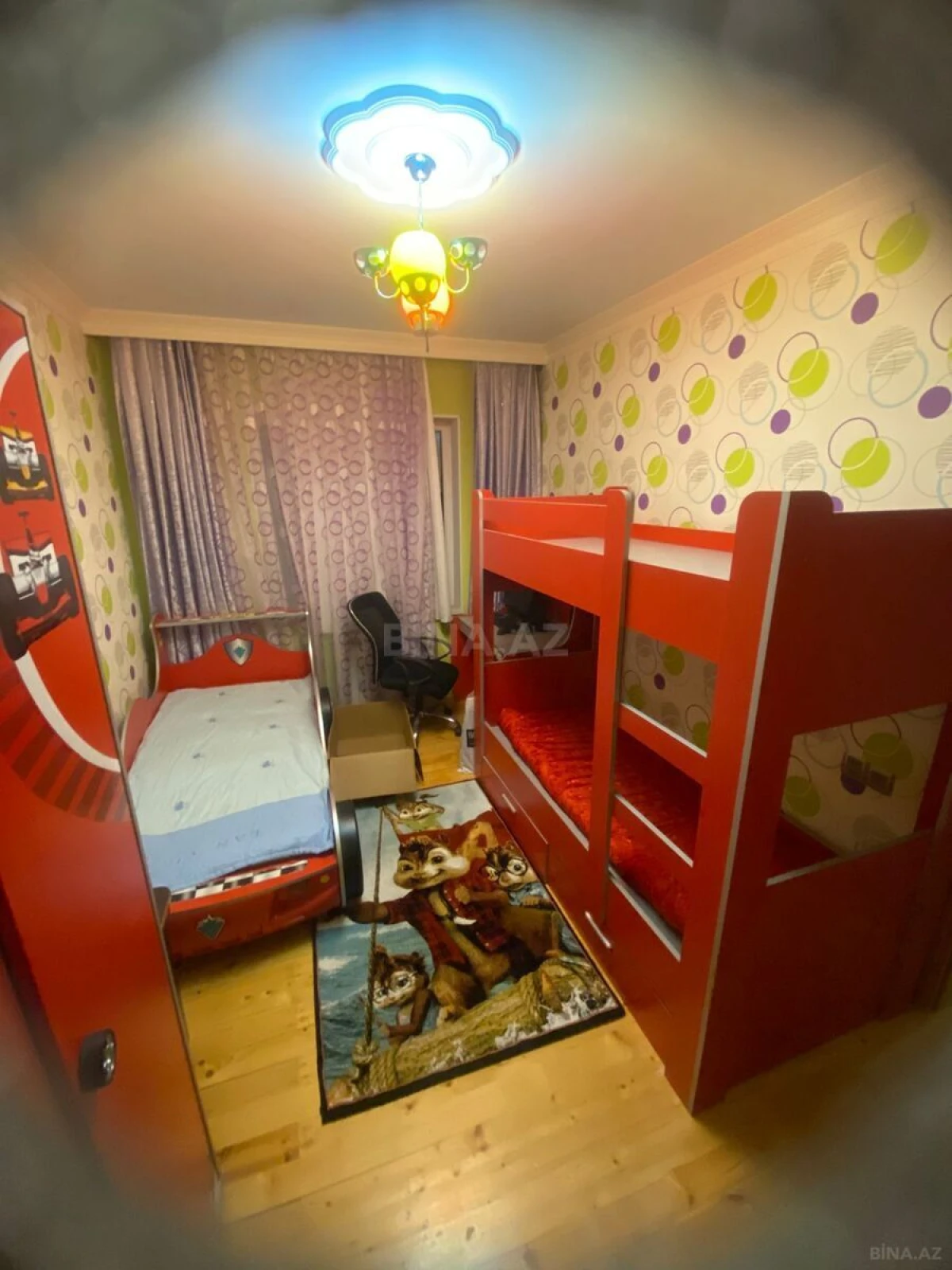 Satılır 4 otaqlı mənzil 90 m²