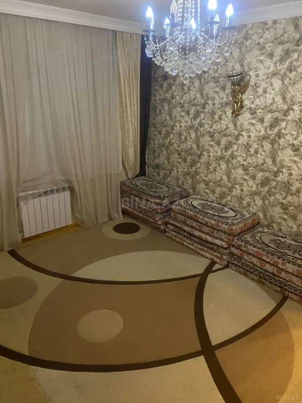 Satılır 4 otaqlı mənzil 90 m²