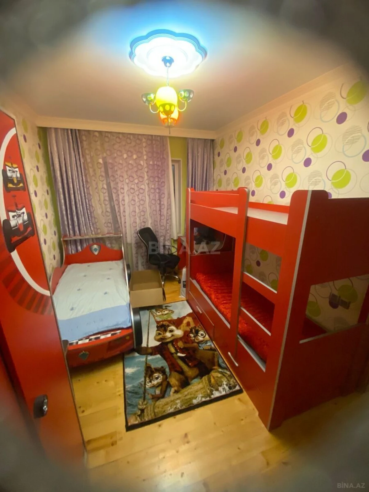 Satılır 4 otaqlı mənzil 90 m²