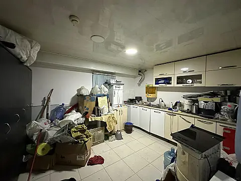 Satılır obyekt 420 m²