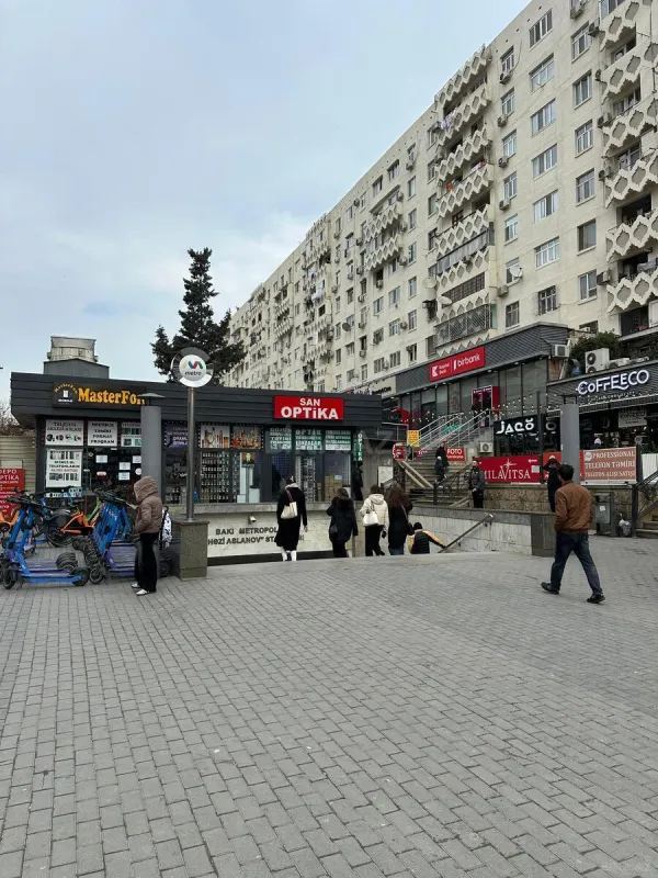 Satılır obyekt 420 m²