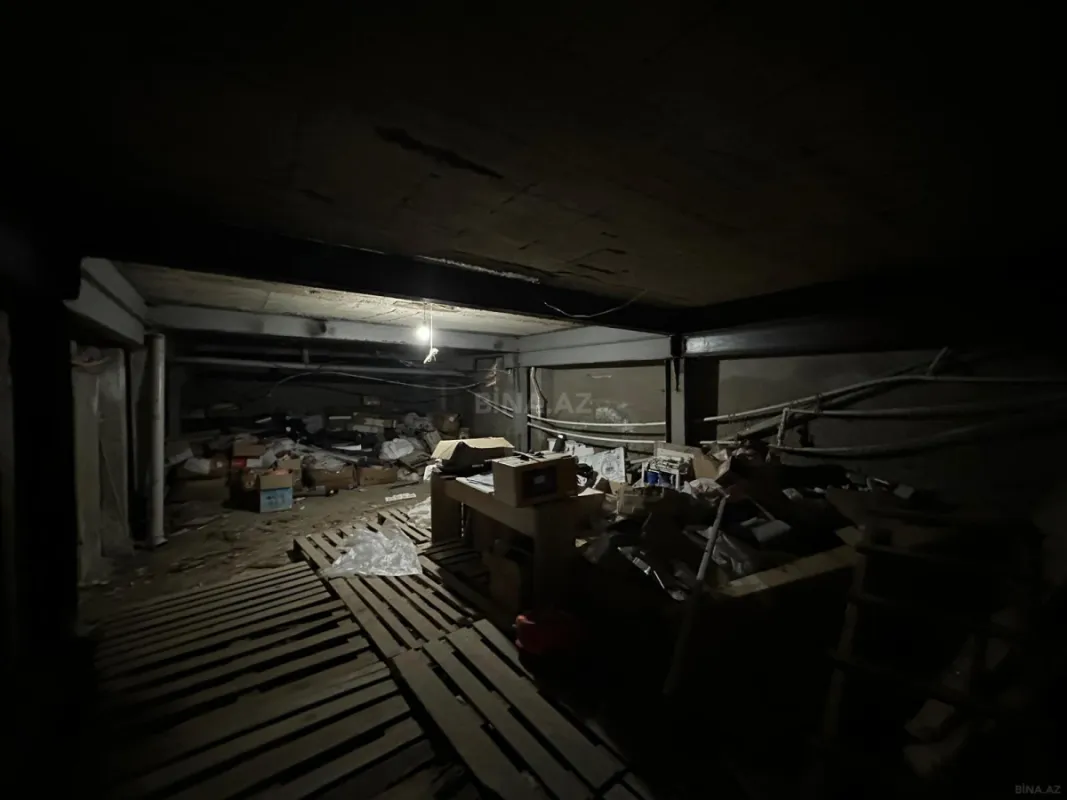 Satılır obyekt 420 m²