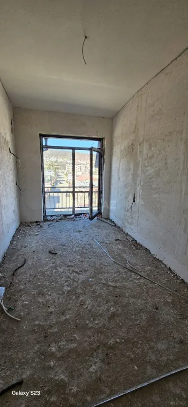 Satılır 1 otaqlı mənzil 55 m²