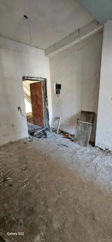 Satılır 1 otaqlı mənzil 55 m²