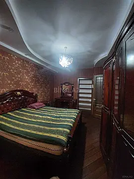 Kirayə verilir 4 otaqlı mənzil 120 m²