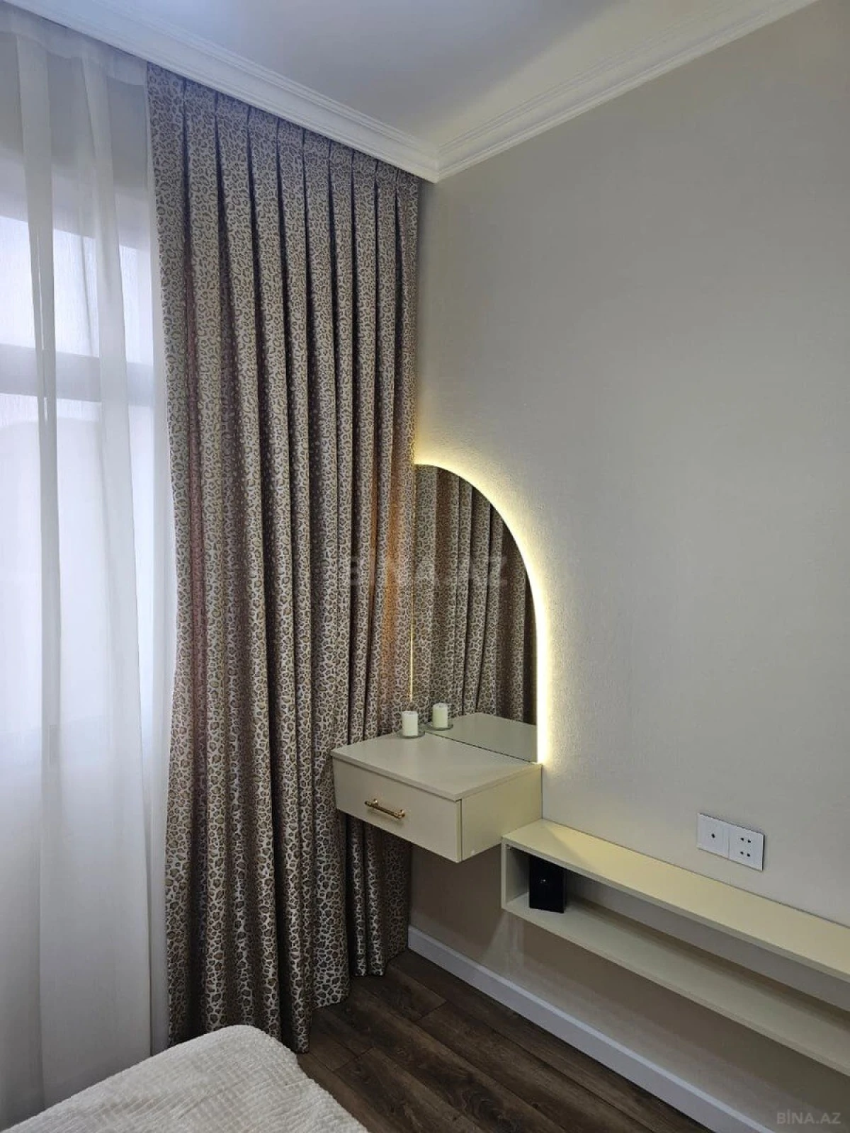 Kirayə verilir 2 otaqlı mənzil 60 m²