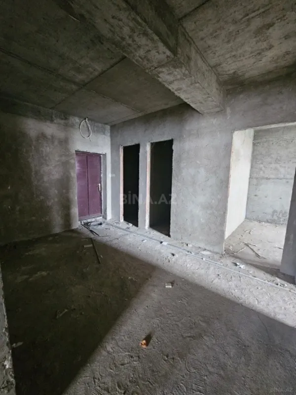 Satılır 4 otaqlı mənzil 160 m²